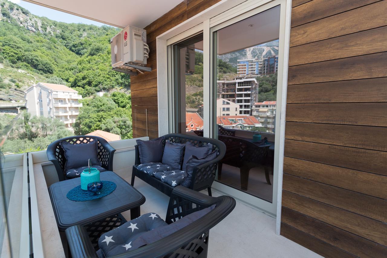 Apartment With Sea View Rafailovići Eksteriør billede